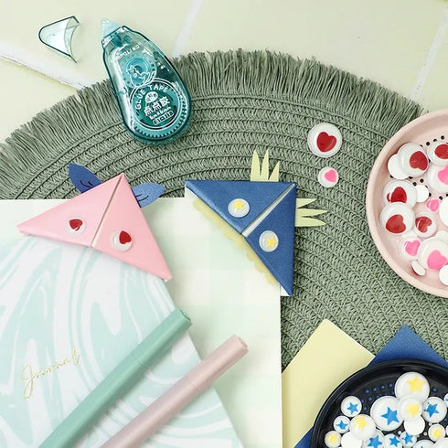 Adhesive Heart Design Joggle Eyes