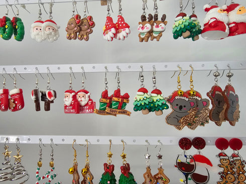 Christmas Earring – Handmade Surprises Just for You!